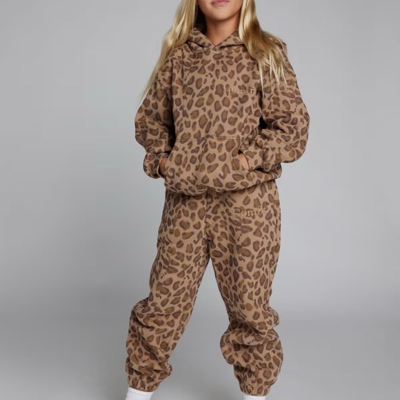 Comfrt Minimalist Kids Hoodie – Brown Leopard – Size M NWT - Picture 3 of 10